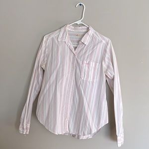 Hollister Botton down blouse